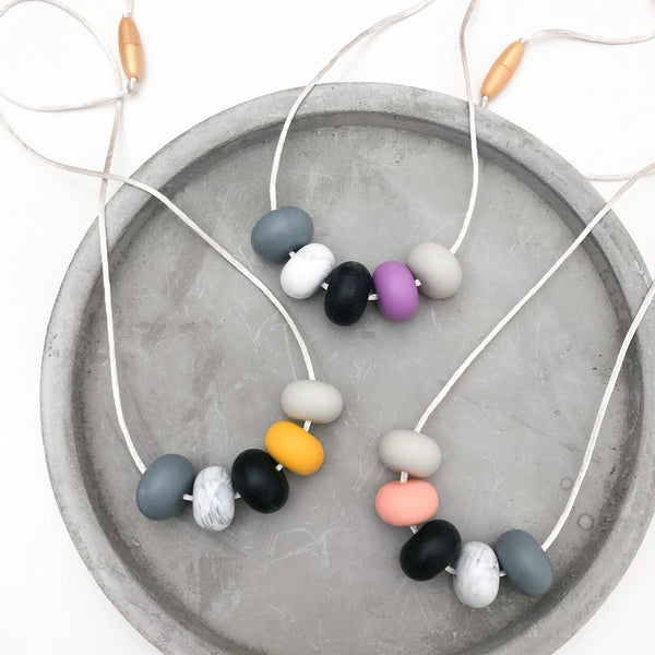 COLOUR POP Silicone Necklace