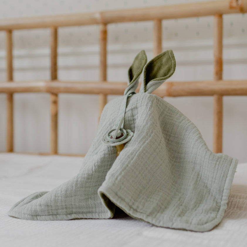 Kangaroo Cuddle Cloth ONE.CHEW.THREE